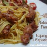 Salsichas Frescas com Esparguete e Especiarias