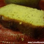 Bolo de Arroz com Sementes de Papoila